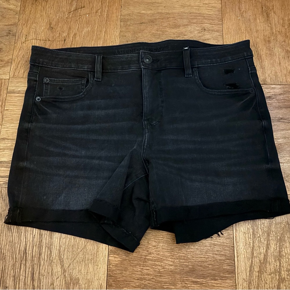 American Eagle “Dream Jean” Black Distressed Stretch Denim Shorts